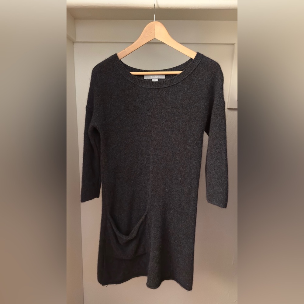GUC Sea Bleu Charcoal Gray Cashmere Women's Sweater